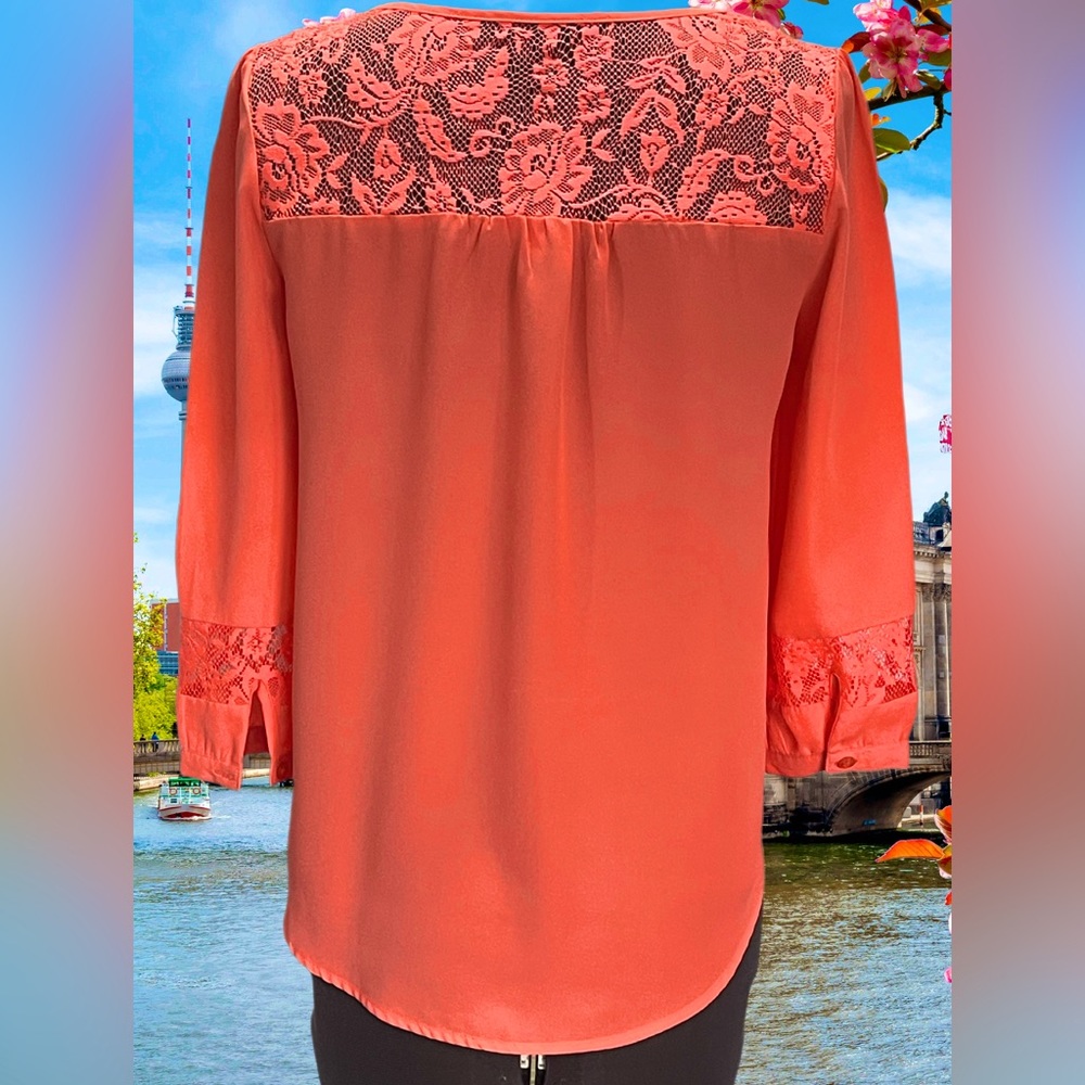 Mine Neon Coral Pin Tuck 3/4 Sleeve blouse Size S - Picture 3 of 5